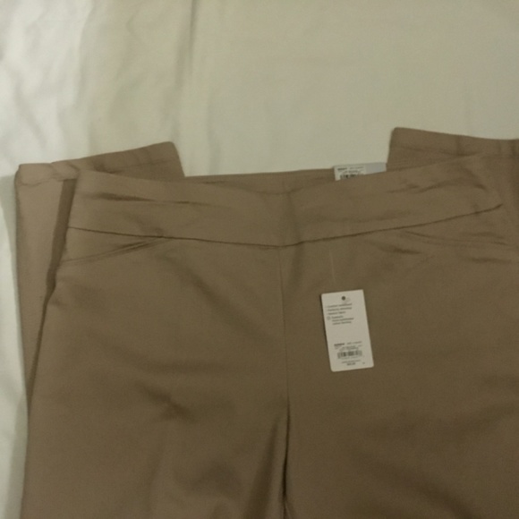 NWT Khaki Pants Sz 14 Short - Picture 4 of 7